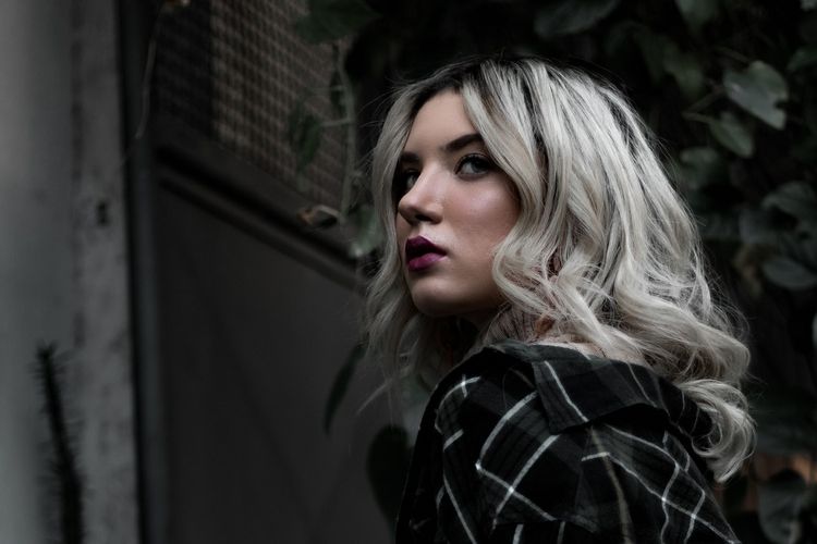 What Color Eyebrows Go With White Hair?